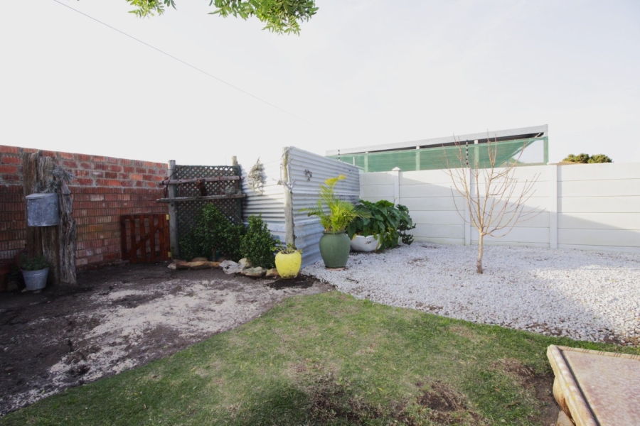 3 Bedroom Property for Sale in Wavecrest Eastern Cape